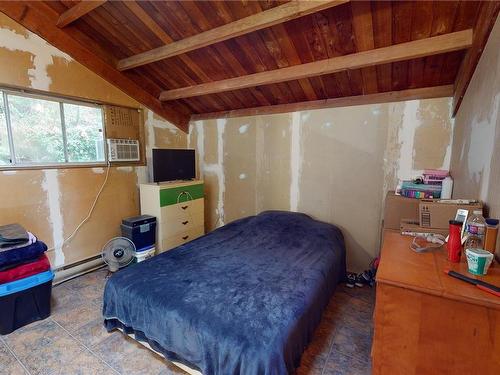 984 Descanso Valley Dr, Gabriola Island, BC - Indoor Photo Showing Bedroom