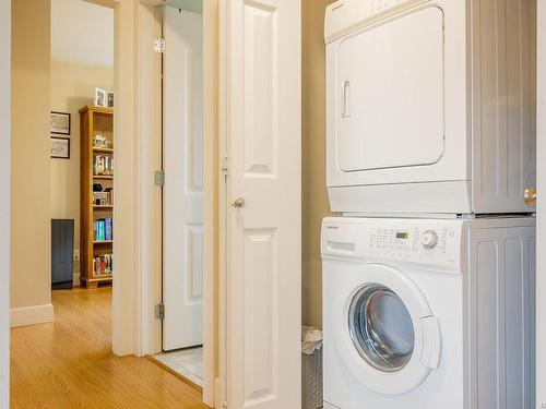 3180 Gilana Pl, Duncan, BC - Indoor Photo Showing Laundry Room