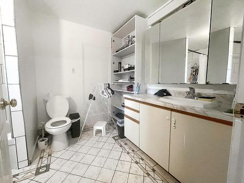 Salle de bains - 5281 Rue Chambord, Montréal (Le Plateau-Mont-Royal), QC - Indoor Photo Showing Bathroom