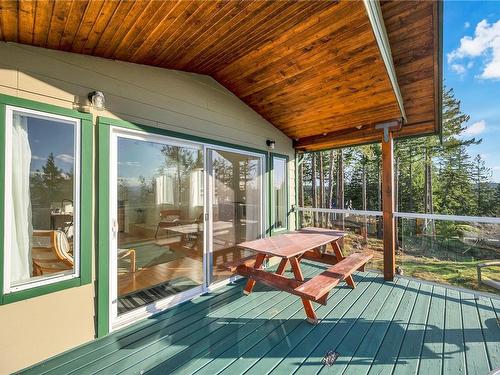 5-620 Helanton Rd, Quadra Island, BC - Outdoor With Deck Patio Veranda With Exterior