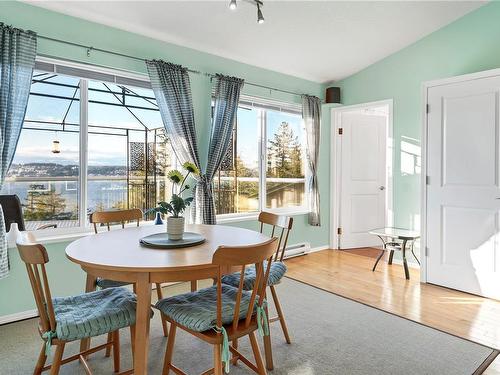 5-620 Helanton Rd, Quadra Island, BC - Indoor Photo Showing Dining Room