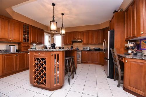 85 Unity Side Road, Caledonia, ON - Indoor Photo Showing Kitchen