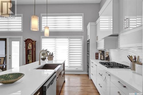 5266 Aviator Crescent, Regina, SK - Indoor Photo Showing Kitchen With Upgraded Kitchen
