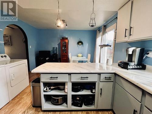 337 W 8Th Avenue, Prince Rupert, BC - Indoor Photo Showing Laundry Room