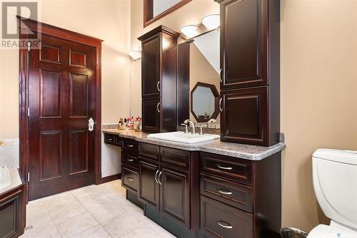 2830 Regina Avenue, Regina, SK - Indoor Photo Showing Bathroom