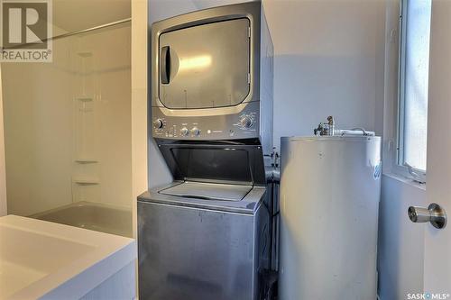 4730 8Th Avenue, Regina, SK - Indoor Photo Showing Laundry Room