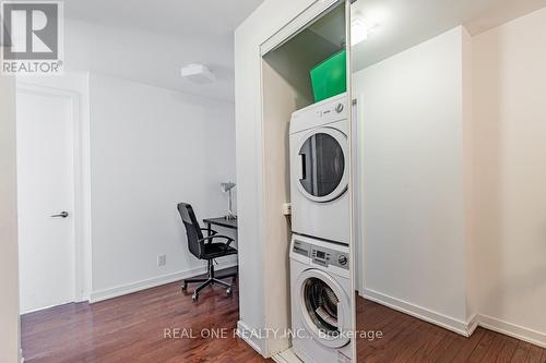 4710 - 12 York Street, Toronto, ON - Indoor Photo Showing Laundry Room