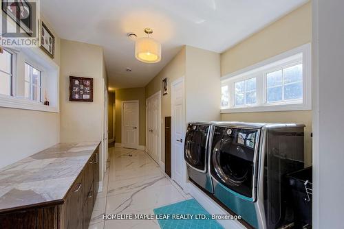 33 Maplewood Dr, Amaranth, ON - Indoor Photo Showing Laundry Room