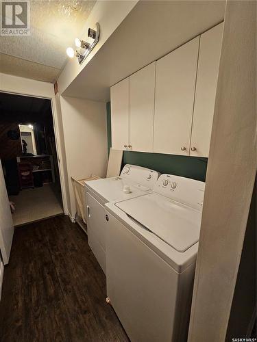 123 Burke Crescent, Swift Current, SK - Indoor Photo Showing Laundry Room
