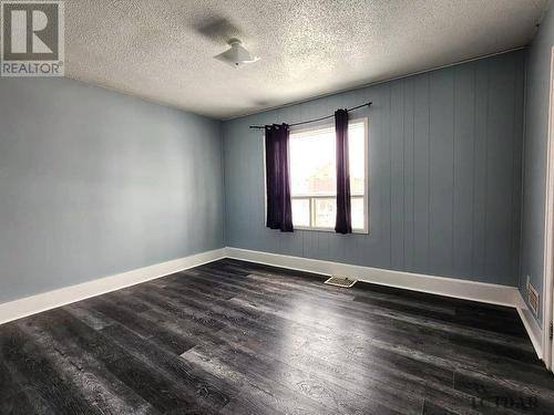 44 Main St, Kirkland Lake, ON - Indoor Photo Showing Other Room