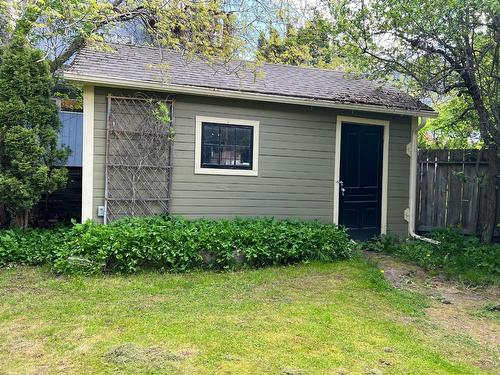 306 Silica Street, Nelson, BC - Outdoor