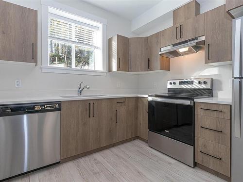 3481 Trumpeter St, Colwood, BC - Indoor Photo Showing Kitchen With Upgraded Kitchen
