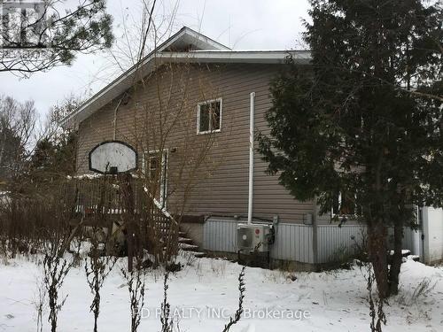 21 Riverview Dr, Huron Shores, ON - Outdoor