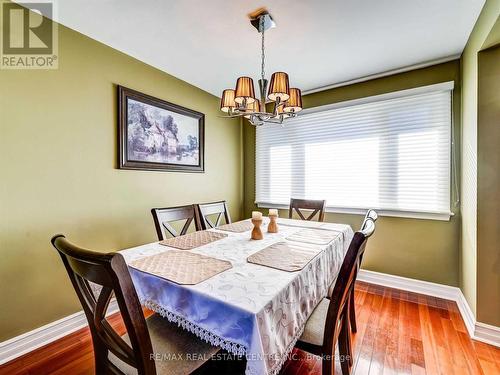2518 Stillmeadow Road, Mississauga, ON - Indoor Photo Showing Dining Room