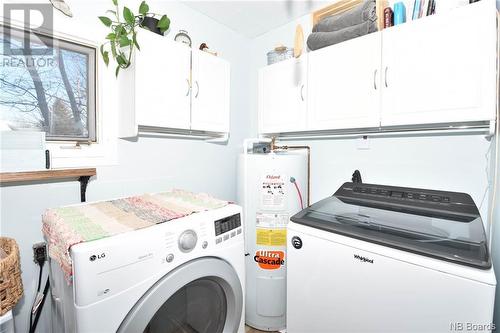 28 Rue Des Chasseurs, Le Goulet, NB - Indoor Photo Showing Laundry Room