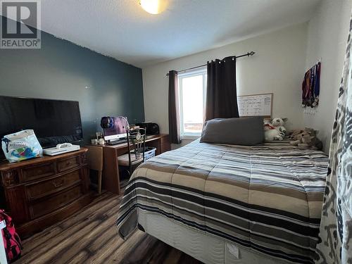 621 99 Avenue, Dawson Creek, BC - Indoor Photo Showing Bedroom