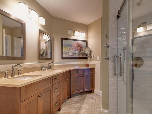 3717 Marine Vista, Cobble Hill, BC - Indoor Photo Showing Bathroom