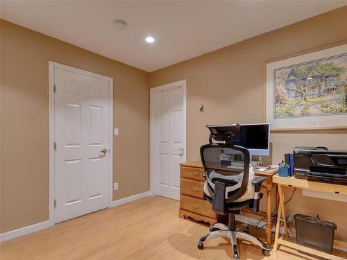 3717 Marine Vista, Cobble Hill, BC - Indoor Photo Showing Office