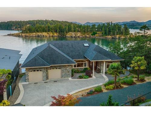 3340 Stephenson Point Rd, Nanaimo, BC - Outdoor With Body Of Water