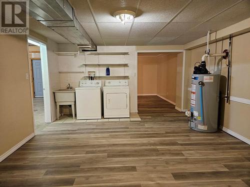 2201 Hillside Road, Chetwynd, BC - Indoor Photo Showing Laundry Room