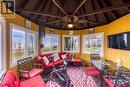 817 Lakeshore Rd, Haldimand, ON  - Indoor Photo Showing Living Room 