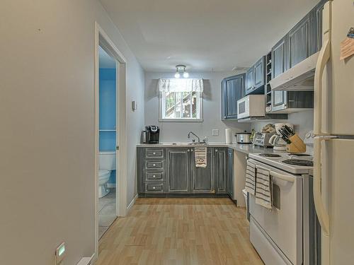 Kitchen - 32Z Ch. De La Flore, Sainte-Anne-Des-Lacs, QC - Indoor Photo Showing Kitchen