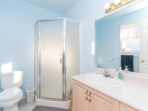 6149 Everest Way, Duncan, BC - Indoor Photo Showing Bathroom