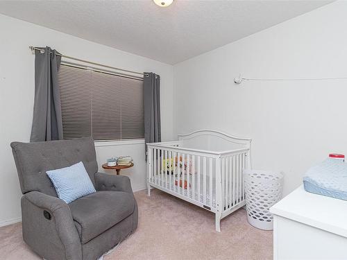 6149 Everest Way, Duncan, BC - Indoor Photo Showing Bedroom