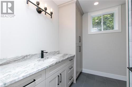 135 Louise Creek Crescent, West Grey, ON - Indoor Photo Showing Bathroom