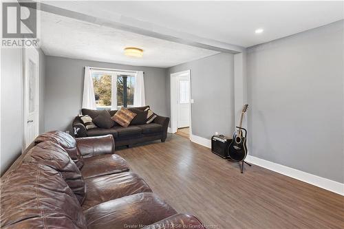 5431 Route 134, Dundas, NB - Indoor Photo Showing Living Room
