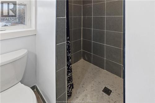 5431 Route 134, Dundas, NB - Indoor Photo Showing Bathroom
