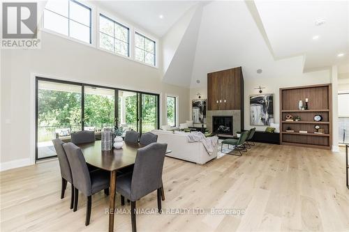 94 Millpond Rd, Niagara-On-The-Lake, ON - Indoor Photo Showing Dining Room With Fireplace