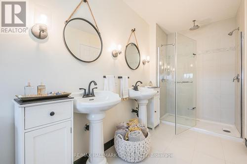24 English Cres, Blandford-Blenheim, ON - Indoor Photo Showing Bathroom