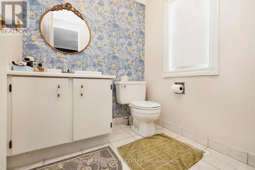 42 Denlow Dr, Brampton, ON - Indoor Photo Showing Bathroom