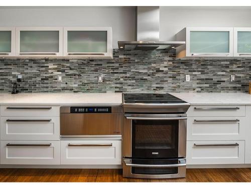 101 Prince John Way, Nanaimo, BC - Indoor Photo Showing Kitchen With Upgraded Kitchen