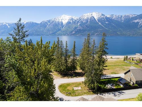 13488 Lakeshore Drive, Boswell, BC 