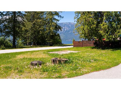 13488 Lakeshore Drive, Boswell, BC 