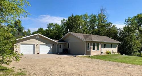 360 Ivens Street, Virden, MB - Outdoor