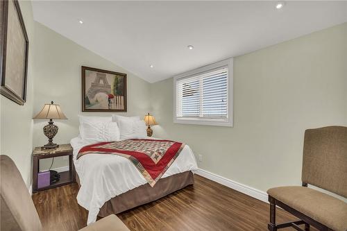 817 Lakeshore Road, Selkirk, ON - Indoor Photo Showing Bedroom