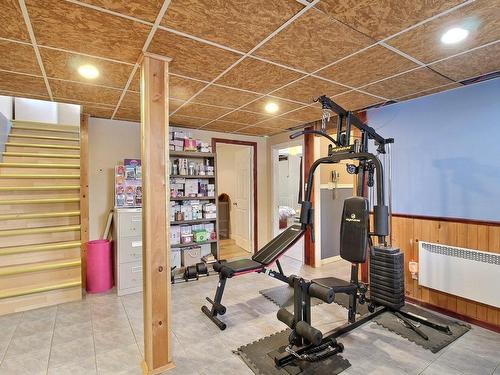 Family room - 122 Ch. Du Pont-Champagne, Val-D'Or, QC - Indoor Photo Showing Gym Room