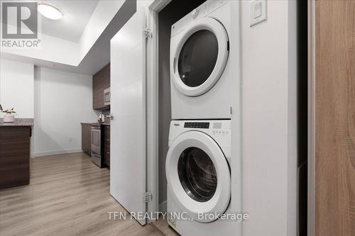 #312 -318 Spruce St, Waterloo, ON - Indoor Photo Showing Laundry Room