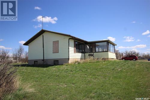 223 2Nd Street W, Climax, SK - Outdoor With Exterior