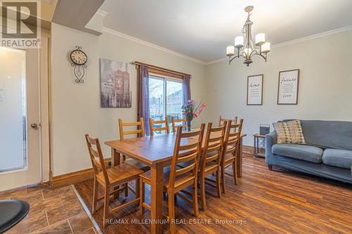 4578 Second Ave, Niagara Falls, ON - Indoor Photo Showing Dining Room