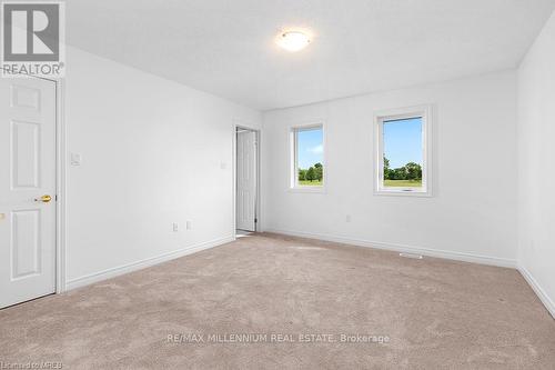 109 Stanbaker Boulevard, Grey Highlands, ON - Indoor Photo Showing Other Room