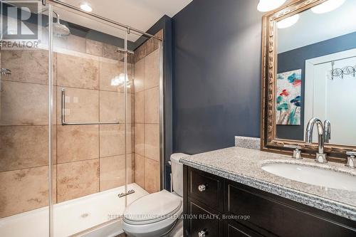 682 Dominion Avenue, Midland, ON - Indoor Photo Showing Bathroom
