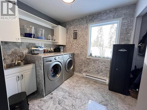 18611 Langston Road, Vanderhoof, BC - Indoor Photo Showing Laundry Room