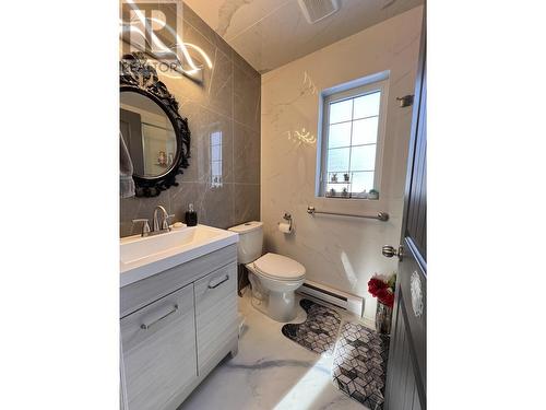 18611 Langston Road, Vanderhoof, BC - Indoor Photo Showing Bathroom