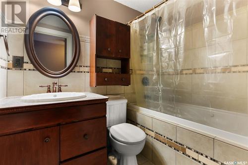 3 2157 Rae Street, Regina, SK - Indoor Photo Showing Bathroom
