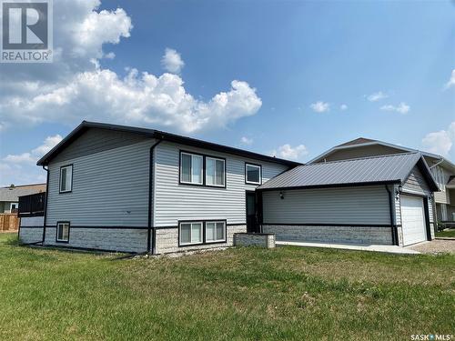 100 Guthrie Place, Eston, SK - Outdoor With Exterior