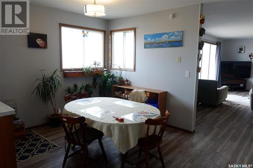 429 3Rd Avenue W, Assiniboia, SK - Indoor Photo Showing Dining Room